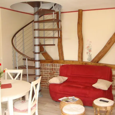 Les Coquelicots Holiday home Nibas